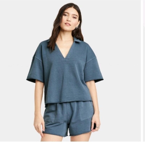 Universal Thread Tops - Universal Thread™ Women's Short Sleeve Collared
French Terry Shirt Dark Blue XL